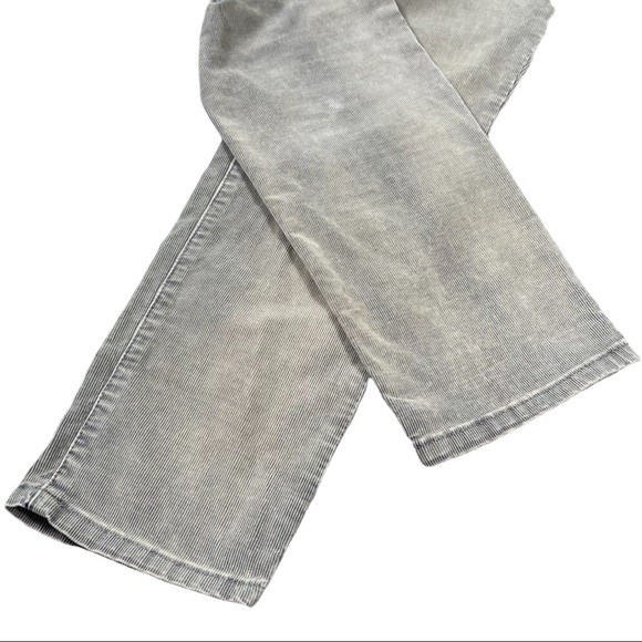 Free People size w28 grey & white/hints of blue, low rise corduroy skinny pants - Picture 6 of 15